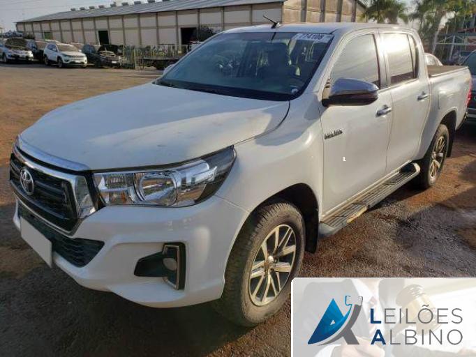 TOYOTA HILUX CD 20/20