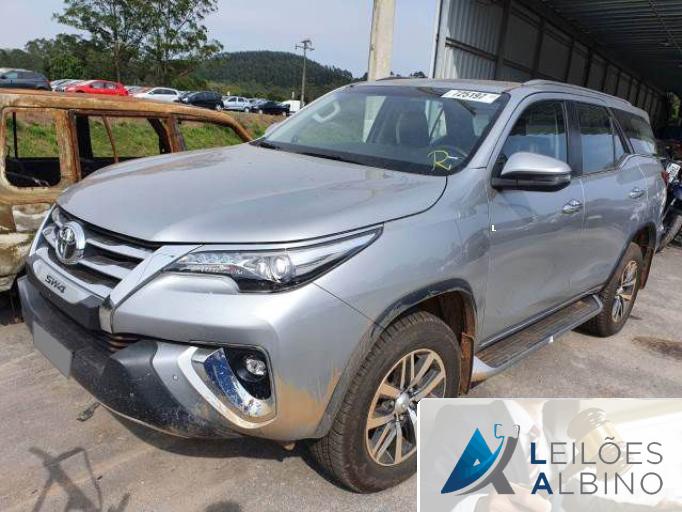 TOYOTA HILUX SW4 19/20