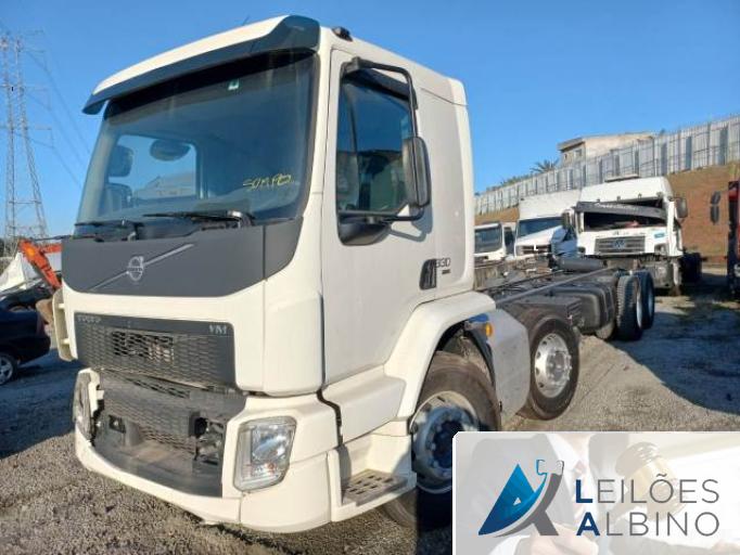 VOLVO VM-330 22/22