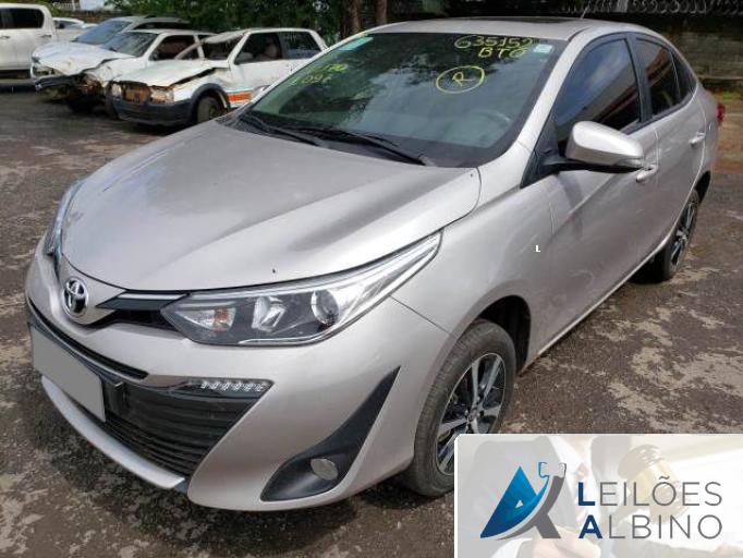 TOYOTA YARIS SEDA 20/20