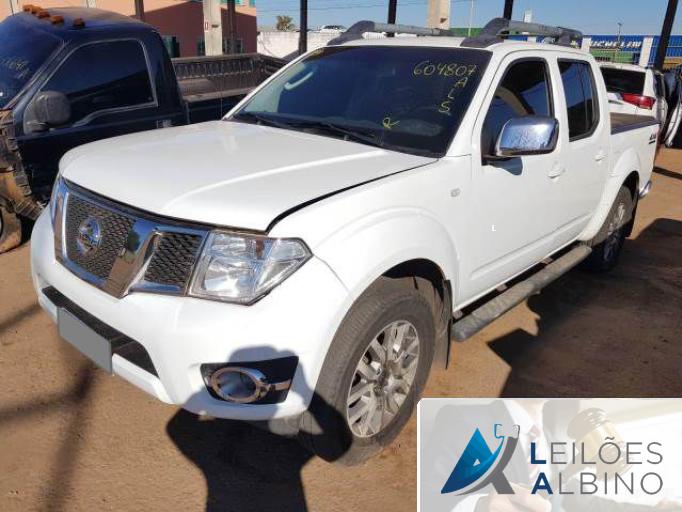 NISSAN FRONTIER CD 16/16
