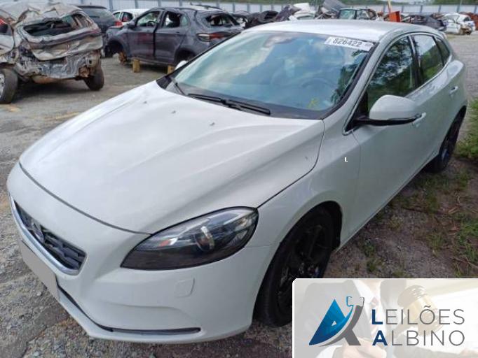 VOLVO V40 13/14