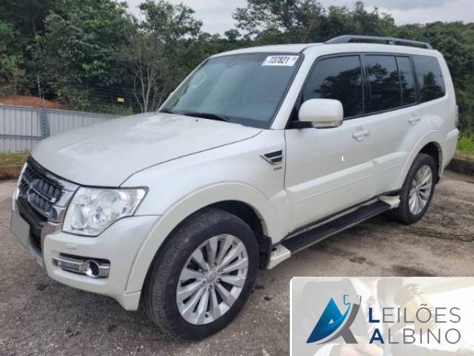 MITSUBISHI PAJERO FULL 18/19