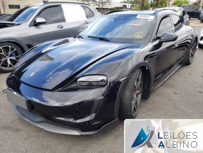 PORSCHE TAYCAN CROSS TURISMO 24/24