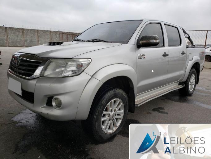 TOYOTA HILUX 12/12